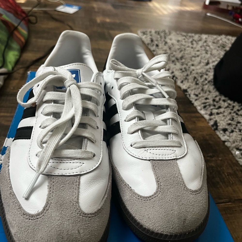 Adidas - Picture 5 of 5
